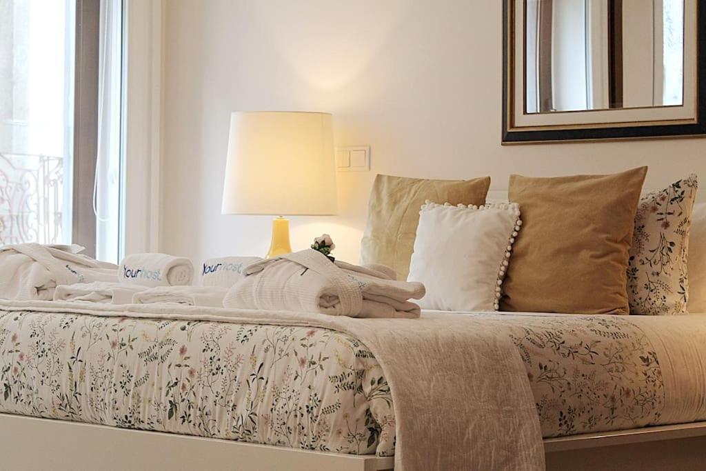 Oliveiras Charming Apartment Downtown Porto Eksteriør bilde